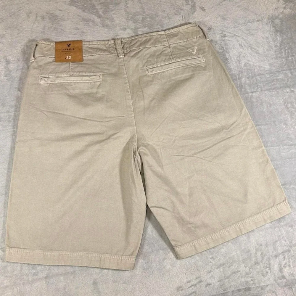 Y2K American Eagle Classic Fit Chino‎ Shorts | Khaki | Size 32